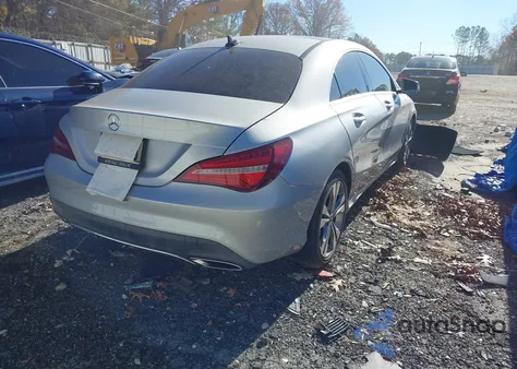 2019 Mercedes-Benz Cla 250 z USA, uszkodzony, nr VIN WDDSJ4EB4KN734403